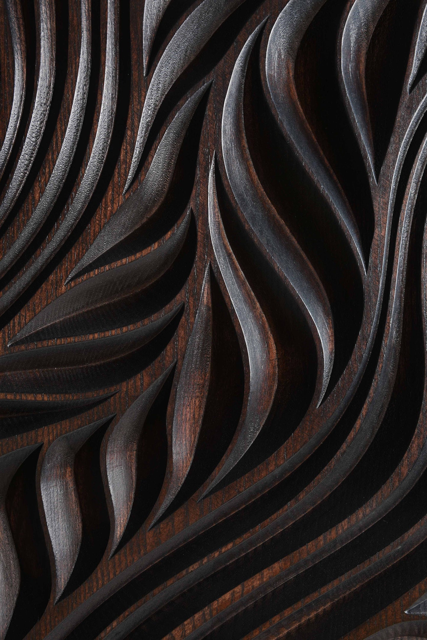 Zoomed-in view capturing the organic, meandering flow carving, merging geometry art sophistication with everyday interior decoration ease.